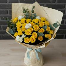 Букет цветов из:  Розы в Красногорском Алтайского края