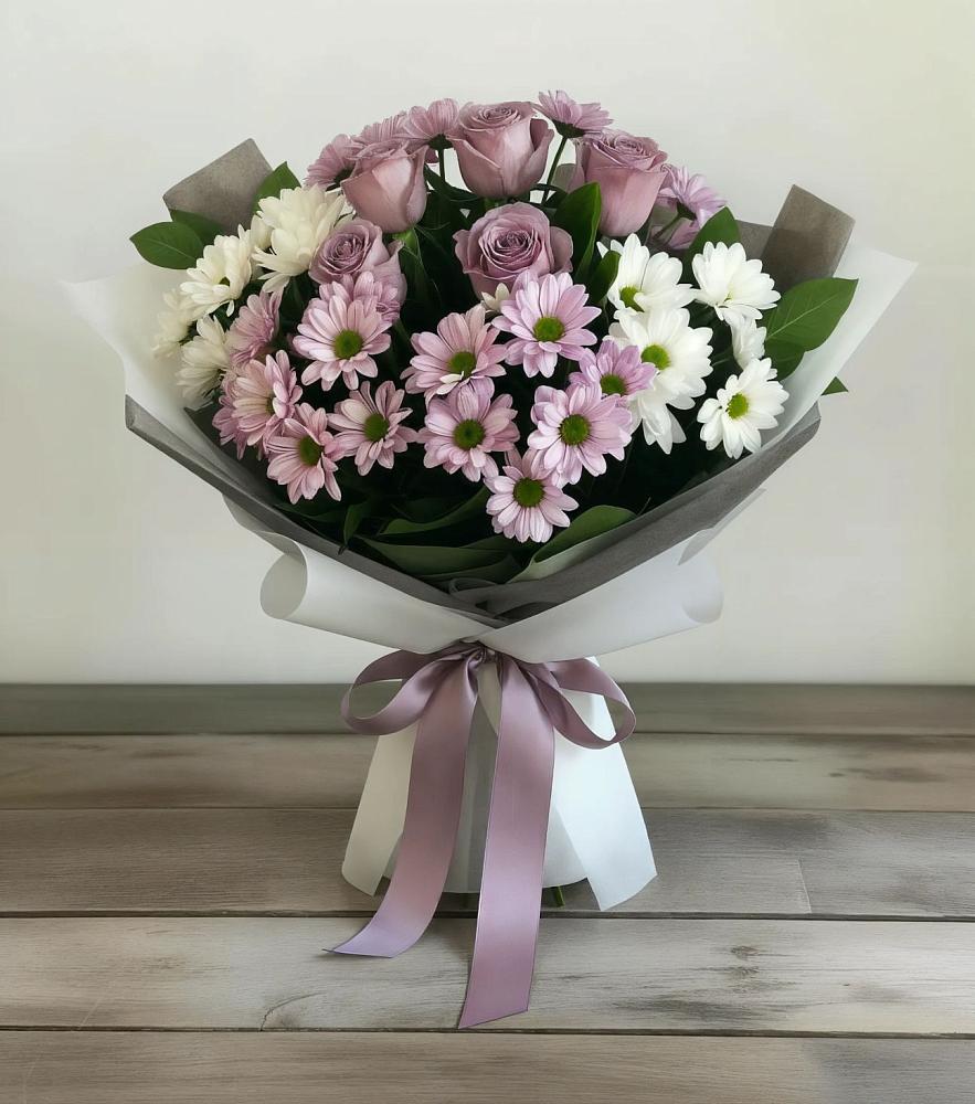 Букет цветов из: Хризантемы и Розы в Красногорском Алтайского края