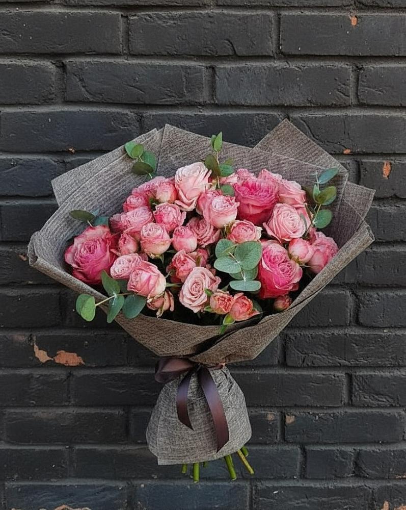 Букет цветов из: Розы в Красногорском Алтайского края