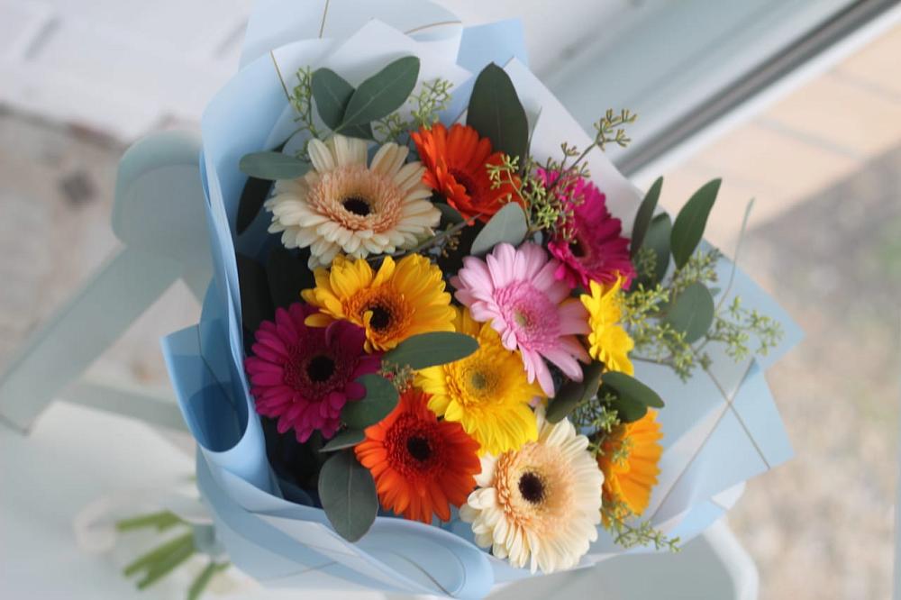 Букет цветов из: Герберы в Красногорском Алтайского края