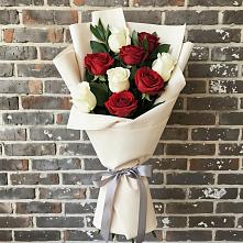 Букет цветов из:  Розы в Красногорском Алтайского края