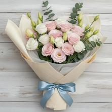 Букет цветов из:  Лизиантусы #REPLACE_PRED# Красногорском Алтайского края