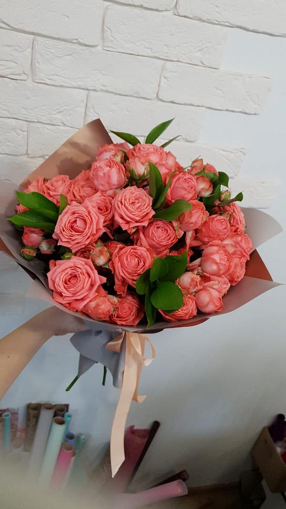 Букет цветов из: Розы в Красногорском Алтайского края