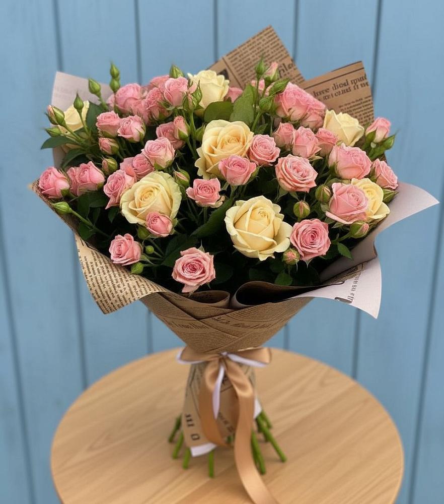 Букет цветов из: Розы в Красногорском Алтайского края