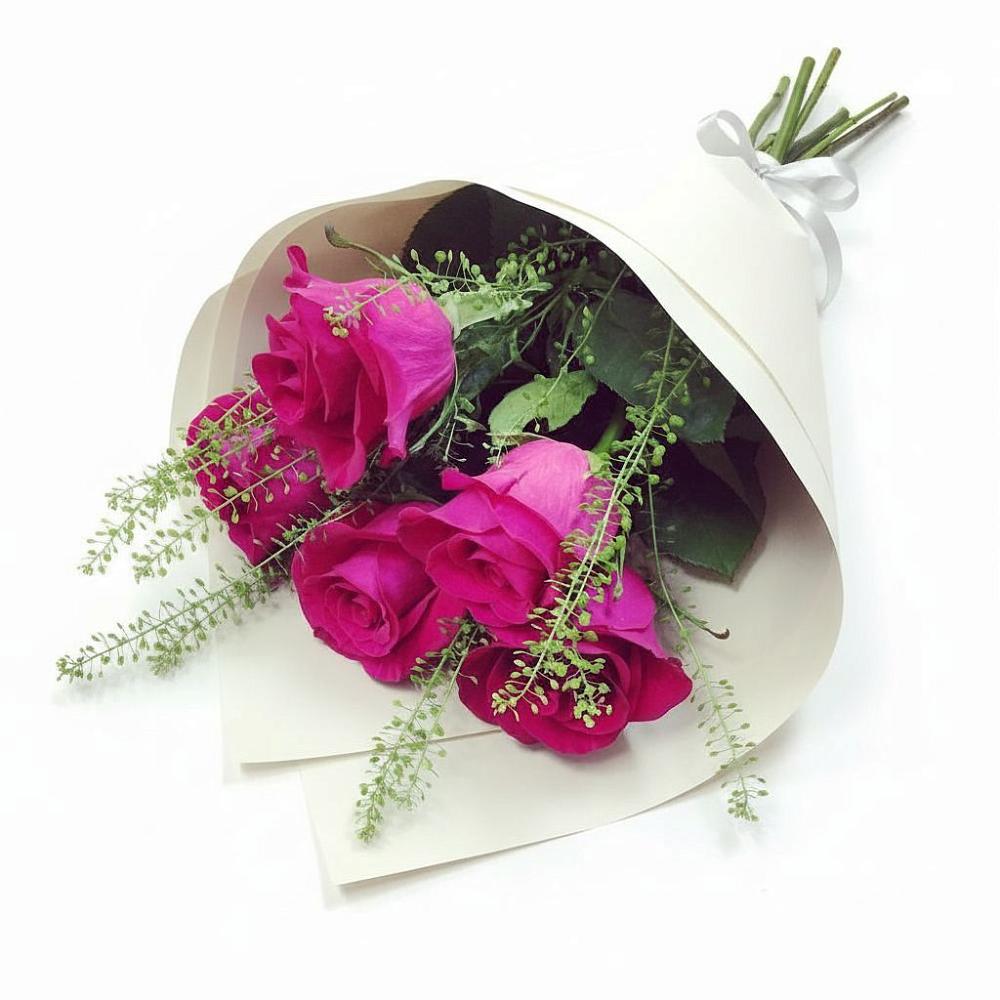 Букет цветов из: Розы в Красногорском Алтайского края