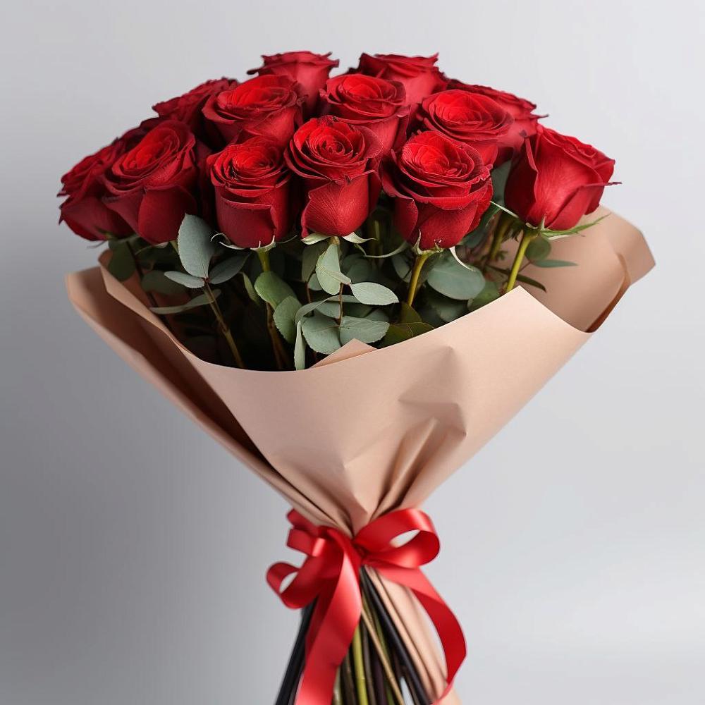 Букет 15 Красных роз Эдлесс Лав в Красногорском Алтайского края