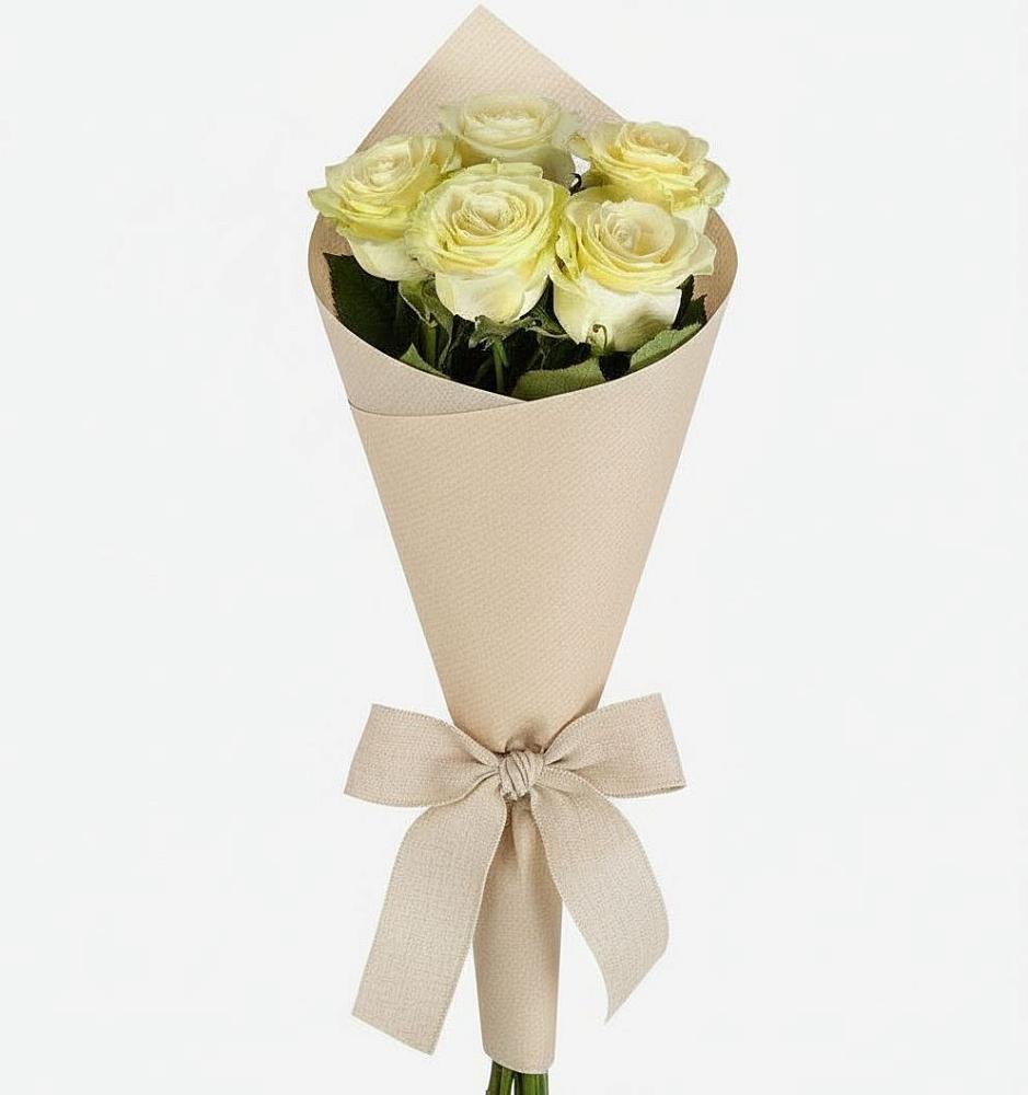 Букет цветов из: Розы в Красногорском Алтайского края