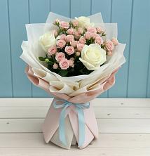 Букет цветов из:  Розы в Красногорском Алтайского края