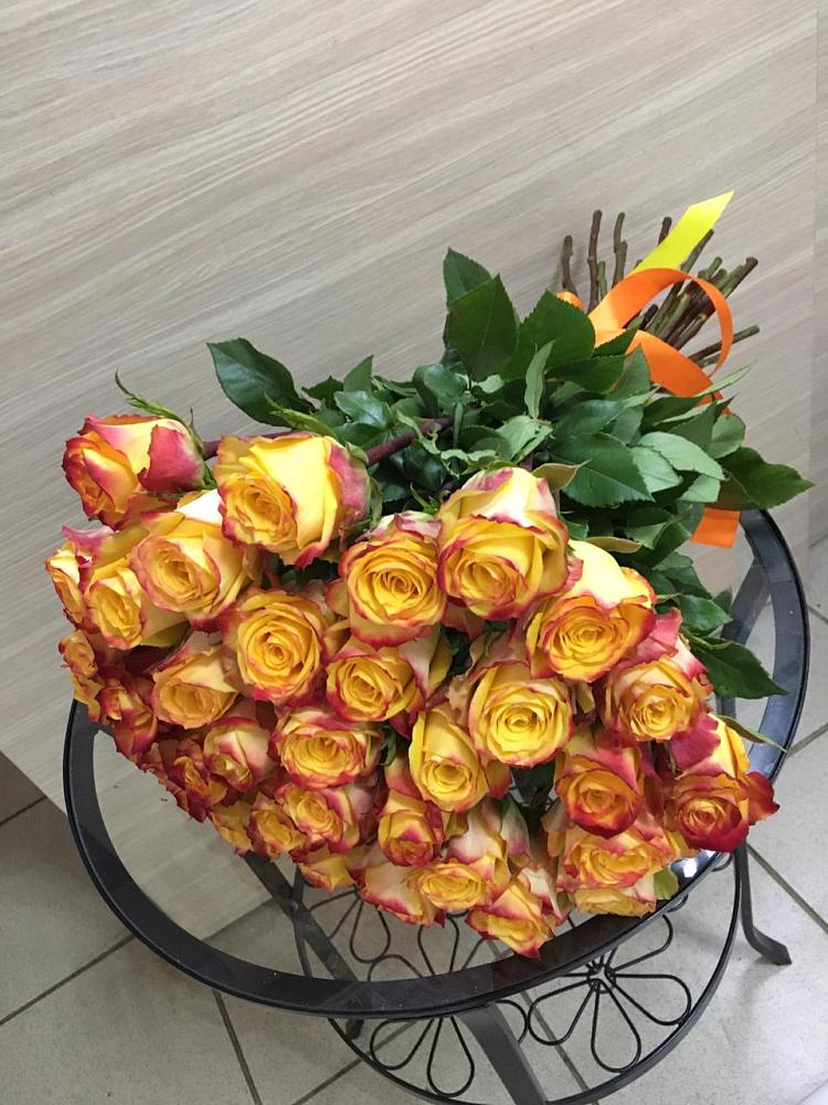 Букет Желтые розы в Красногорском Алтайского края