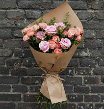 Букет цветов из:  Розы в Красногорском Алтайского края