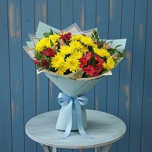 Букет цветов из:  Альстромерии и Хризантемы в Красногорском Алтайского края
