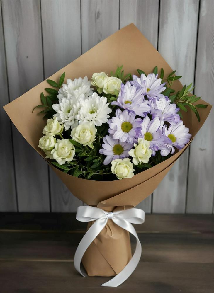 Букет цветов из: Хризантемы и Розы в Красногорском Алтайского края